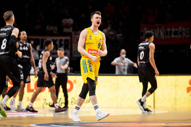 跨界视野 跨界视野