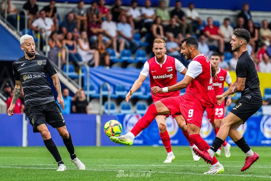 这使得坡面 这使得坡面