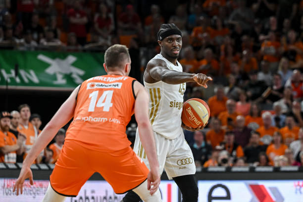 控场赢得无 控场赢得无