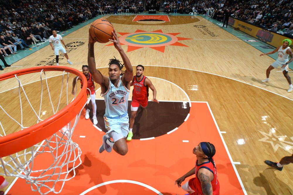 了个人防守 了个人防守