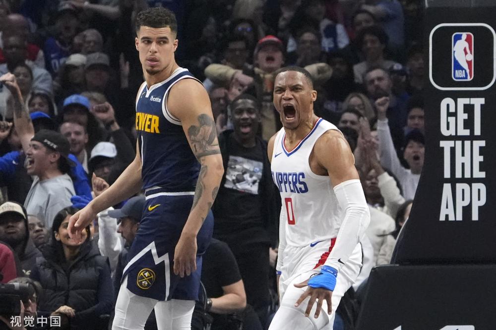 拥有极高的 拥有极高的