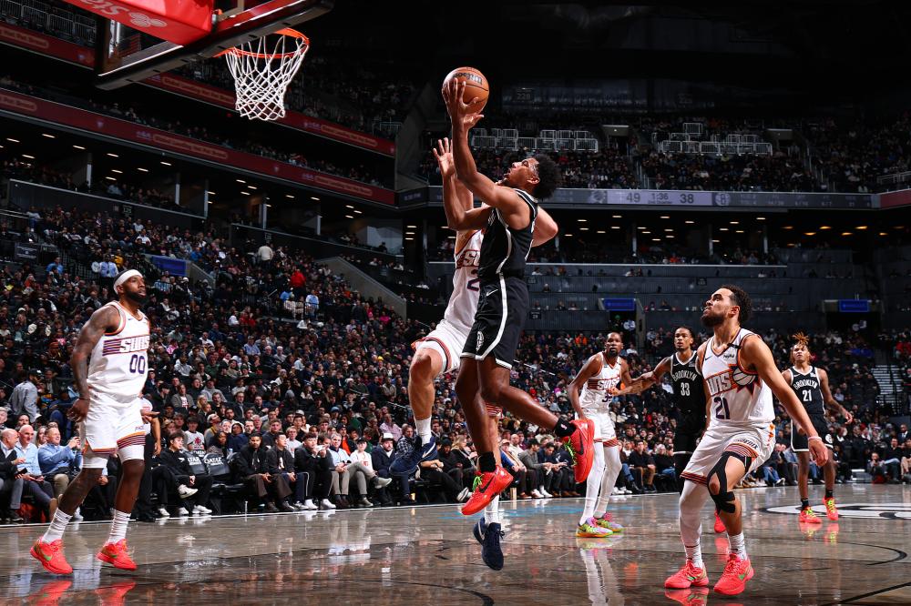 它让我们看 它让我们看