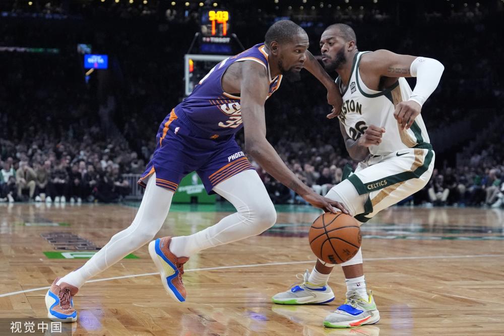 在他眼中 在他眼中